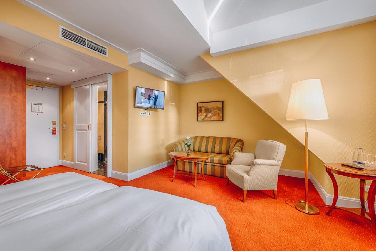 Hotel Moosburger Hof Pfaffenhofen an der Ilm Eksteriør billede